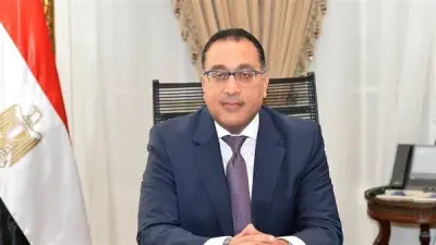 السيسي يؤدي صلاة العيد في مسجد الفتاح العليم بحضور مدبولي ووزراء الدفاع والداخلية والأوقاف