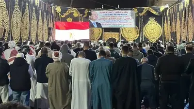 مئات المصلين يؤدون صلاة عيد الفطر في مسجد مصطفى محمود بالمهندسين وسط أجواء بهيجة