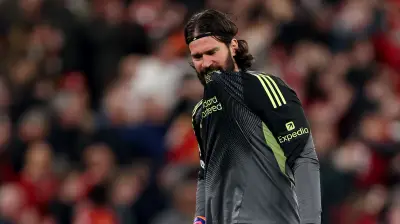 إصابة أليسون بيكر تضع أنشيلوتي أمام خيارين: إيدرسون أو بينتو لحراسة مرمى البرازيل