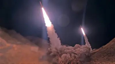 هجوم كبير يستهدف معسكر الدعم اللوجستي الأمريكي بمحيط مطار بغداد