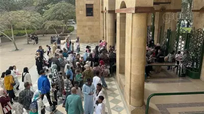 حديقة الأزهر تشهد إقبالاً كبيراً في ثاني أيام عيد الفطر وسط أجواء احتفالية