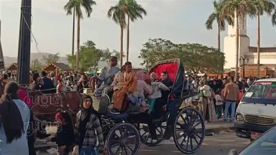 احتفالات صاخبة في الأقصر بثاني أيام عيد الفطر بساحة أبو الحجاج