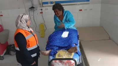 فرق التدخل السريع بالجيزة تنقذ سيدة بلا مأوى تعاني من قرح خطيرة خلال عيد الفطر