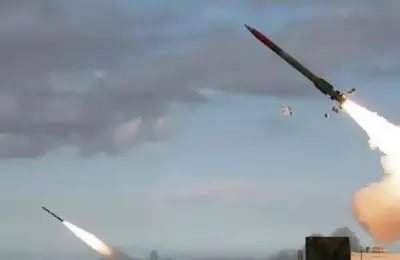 الدفاع السعودي يعلن اعتراض صواريخ باليستية باتجاه الرياض ومسيّرات بالمنطقة الشرقية