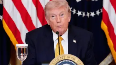 ترامب يتوعد إيران بتدمير كامل ويحذر من عقوبات جديدة على محطات الطاقة