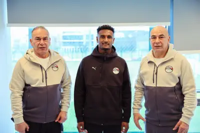 كواليس استقبال التوأم لهيثم حسن عقب انضمامه لأول مرة لصفوف المنتخب