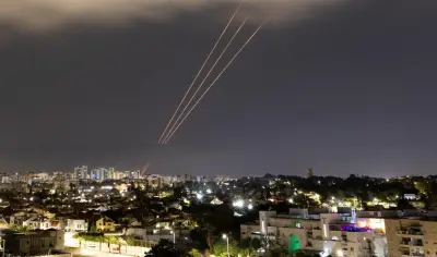 سلطات الاحتلال ترصد إطلاق صواريخ من غزة نحو تل أبيب والقدس