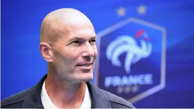 زين الدين زيدان يبدأ تشكيل جهازه الفني لتدريب منتخب فرنسا خلفًا لديديه ديشامب
