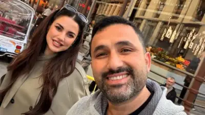 درة زروق تستعرض إطلالاتها الشتوية في تونس بعد نجاح مسلسل علي كلاي