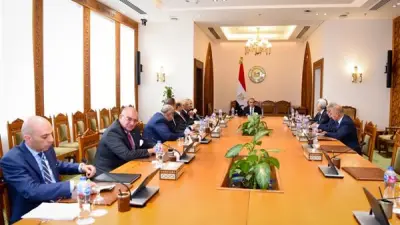 لقاء وزير الخارجية مع السفراء المتقاعدين: مصر تؤكد رفضها للاعتداءات على الخليج وتدعو للحوار