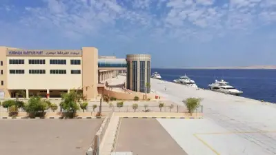 انتظام حركة الملاحة بموانئ البحر الأحمر مع استمرار الاستعداد لمواجهة سوء الأحوال الجوية