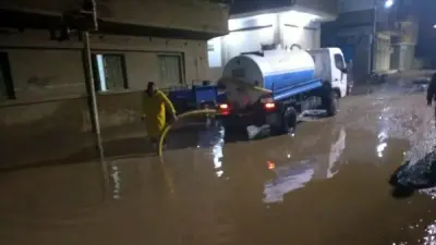 مياه المنوفية تواصل شفط تجمعات الأمطار ليلاً لمواجهة الطقس السيء