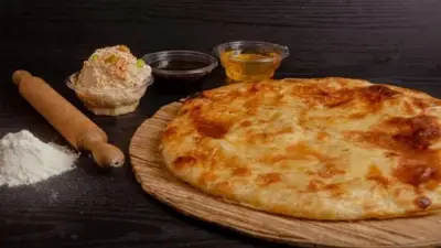 طريقة عمل الفطير المشلتت: أشهر المعجنات المصرية من مطبخك بخطوات سهلة