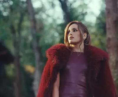 عبيدة تلامس وجع الفراق في 'ما تعودناش' بإحساس صادق وصورة سينمائية مؤثرة