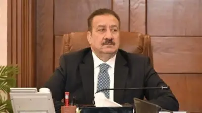 محافظ بورسعيد يوجه بسرعة الاستجابة لشكاوى المواطنين وتعزيز التواصل الرسمي