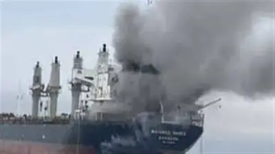 هجوم على سفينة شحن في مضيق هرمز يثير مخاوف أمنية في المنطقة