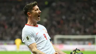 ليفاندوفسكي يهدد رقم ميسي التاريخي في تصفيات كأس العالم بعد تأهل بولندا