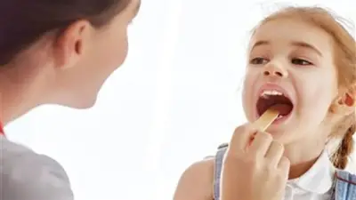 التهاب اللوزتين عند الأطفال: الأسباب والأعراض وضرورة العلاج السريع