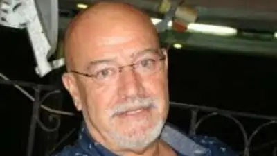 منير مكرم يكشف تفاصيل الحالة الصحية للفنان نبيل نور الدين بعد حادث السير