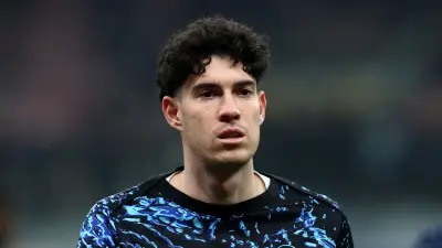 باستوني يمنح برشلونة الضوء الأخضر للانتقال الصيفي رغم تحديات القيمة السوقية