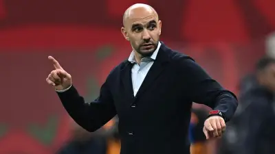 وكيل الركراكي ينفي تلقي عروض رسمية من دوري روشن السعودي بعد رحيله عن المغرب