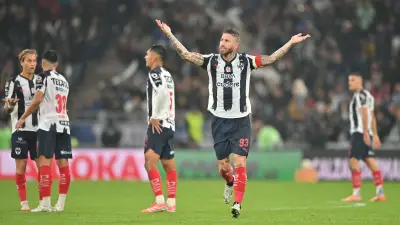 سيرجيو راموس يحتفل بعيد ميلاده الأربعين وسط أزمة انتقالات حادة