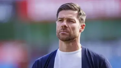 ليفربول يقرر رحيل سلوت ويستعد لتعاقد تاريخي مع تشابي ألونسو