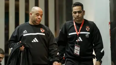 محمد فاروق يكشف سر غضب لاعبي الأهلي من وليد صلاح الدين بسبب العقوبات