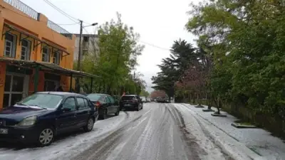 تساقط ثلوج وأمطار غزيرة في تونس يؤدي إلى تعليق الدراسة وإجراءات طوارئ