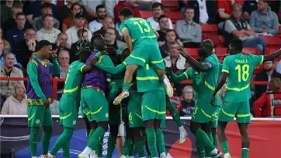 السنغال تهزم جامبيا بثلاثية ودية في استعداداتها لكأس العالم
