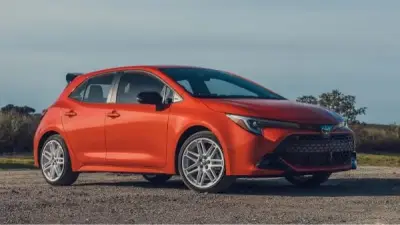 تويوتا تطلق كورولا FX 2026 في السعودية: تصميم رياضي وسعر 105 ألف ريال