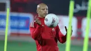 طبيب الأهلي: عمرو الجزار يتعافى من الإصابة ويشارك في التدريبات الجماعية