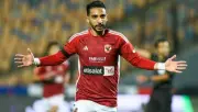 ناقد رياضي يطمئن جماهير الأهلي بعد إصابة كريم فؤاد: 
