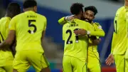خبير تحكيمي يوضح تفاصيل الواقعة المثيرة للجدل في مباراة النصر ونيوم بدوري روشن