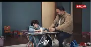 غضب أحمد رزق من ظهور ابنه في مسلسل اللون الأزرق: تفاصيل الحلقة الثالثة