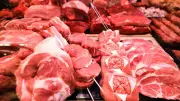 أسعار اللحوم تشهد تباينًا: انخفاض الضاني وارتفاع البتلو في الأسواق اليوم