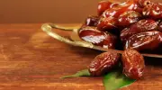 فوائد التمر في رمضان: ما يحدث لجسمك عند تناوله يومياً