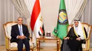 وزير الخارجية المصري يؤكد على دعم مصر الثابت لأمن الخليج في لقاء مع أمين عام مجلس التعاون
