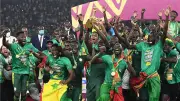 نجم السنغال يصف قرار سحب لقب أمم أفريقيا بالجنون: 