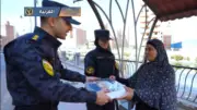 وزارة الداخلية توزع كحك العيد في مبادرة إنسانية لتعزيز المشاركة المجتمعية
