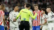 جدل حكمي يهيمن على ديربي مدريد.. ريال يتفوق بأربعة أهداف في الليجا