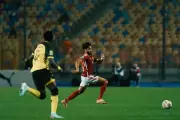 الأهلي يقرر مصير نجم الوسط في قرار جديد يثير الجدل