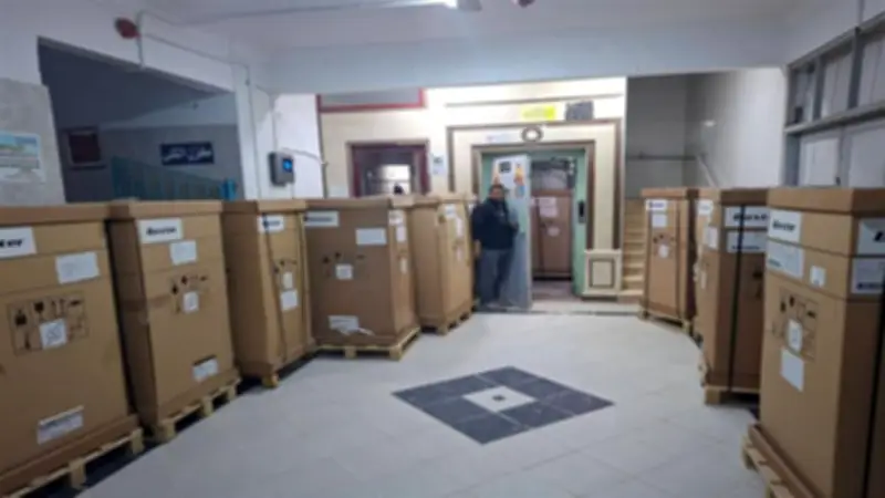 بـ 10 ملايين جنيه.. 12 ماكينة غسيل كلوي جديدة لمستشفى ههيا بالشرقية