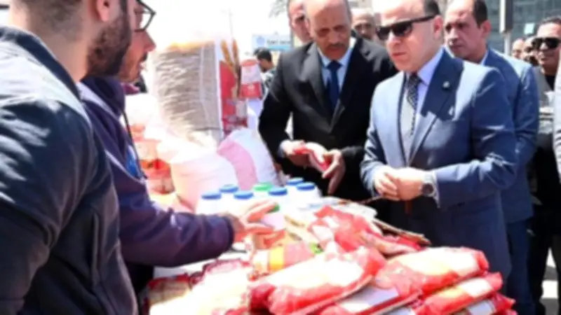 محافظ الغربية يأمر بإغلاق 10 منشآت مخالفة لمواعيد العمل الجديدة