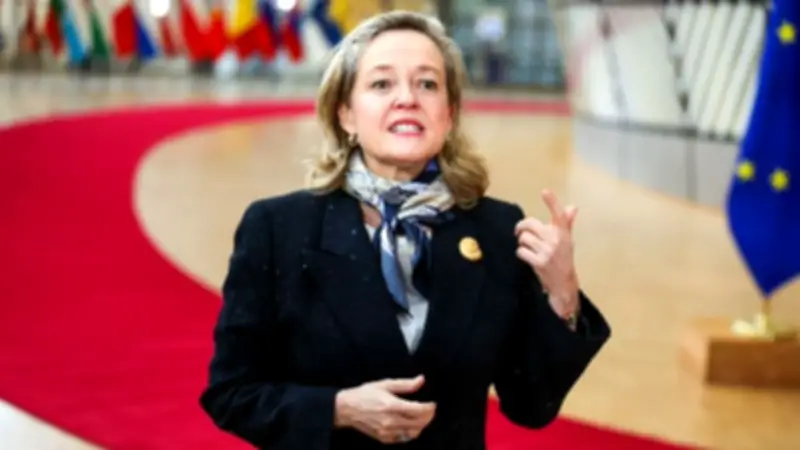 بنك الاستثمار الأوروبي يخصص 10 مليارات يورو لدعم الطاقة النظيفة في أوروبا