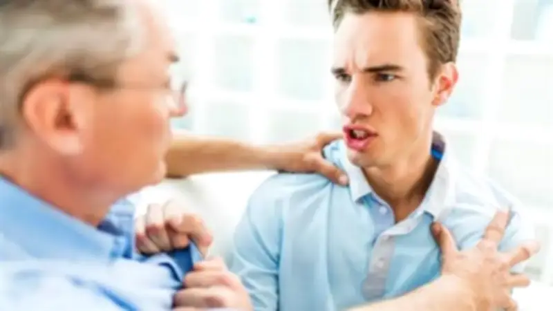 تحرك برلماني لوقف التنمر والعنف ضد الوالدين والحبس 10 سنوات وغرامة مليون جنيه