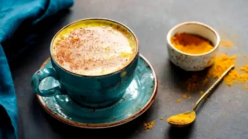 الكركم كنز طبيعي لصحتك.. 10 فوائد مذهلة أبرزها حماية القلب والذاكرة