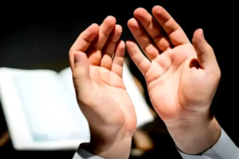 10 آداب للدعاء تعين على الاستجابة.. داعية إسلامي يشرحها
