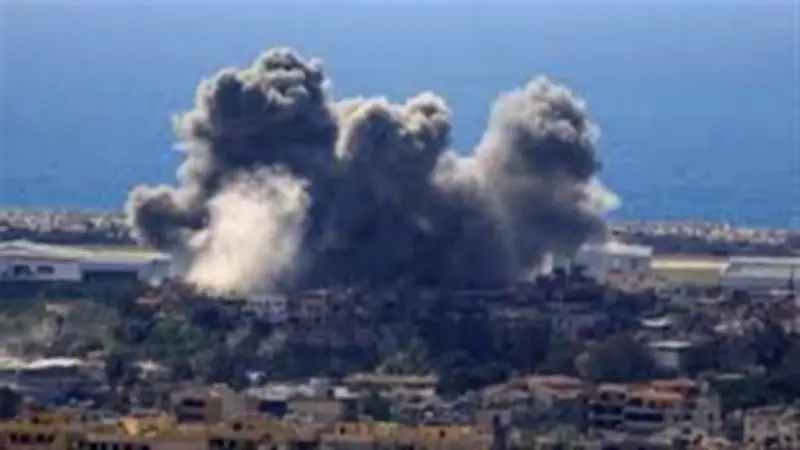 لبنان: 10 شهداء و5 مصابين في غارات إسرائيلية على الجنوب وسط تصاعد عسكري