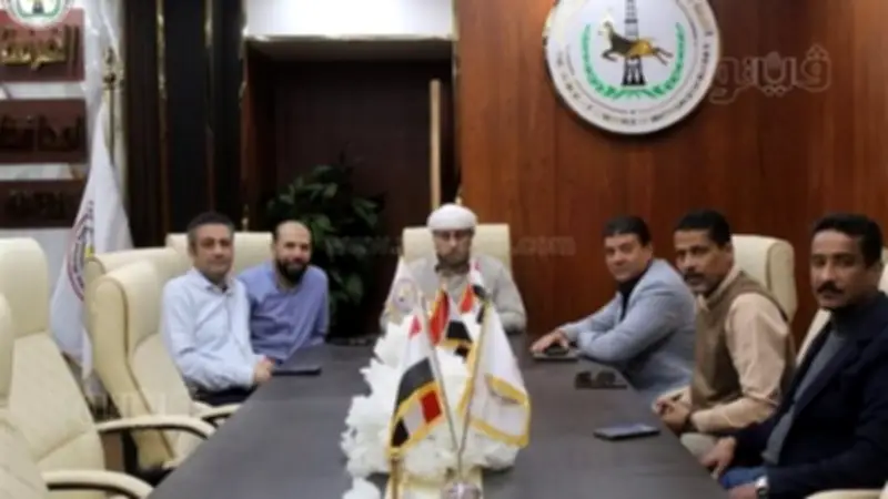 لجنة مشتركة لتقنين أوضاع 100 محل تجاري برأس الحكمة في مطروح